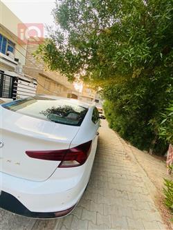 هیوندای ئەلەنترا